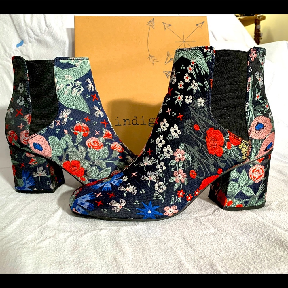 Indigo Floral Embroidered Ankle Boots - Black and Red